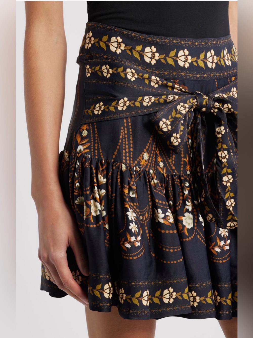 FARM Rio Black Garden Belted Viscose Mini Skirt - Picture 3 of 9